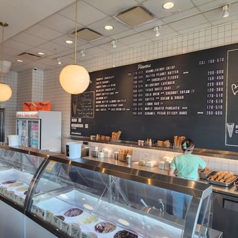 Jeni's Splendid Ice Creams - Ice Cream & Frozen Yogurt Near Me - Tampa, Florida Jeni's Splendid Ice Creams - Ice Cream & Frozen Yogurt Near Me - Tampa, Florida