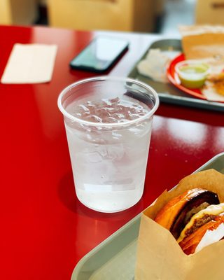 Vaka Burger by null