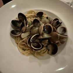 Clam pasta