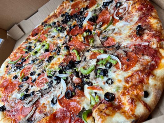 Mezza Luna Pizzeria by null