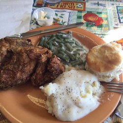 Sweets & More - Fried Chicken dinner