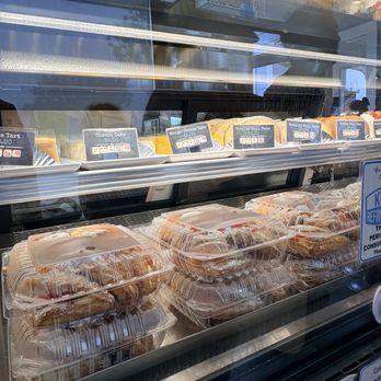 Cream Pan - Bakeries Near Me - Tustin, California