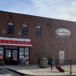 Tim Hortons - Storefront for Tim Horton's Dundee