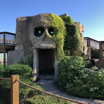 Lost Treasure Golf - Great mini golf course Lots of fun - Mini Golf Near Me - Branson, Missouri