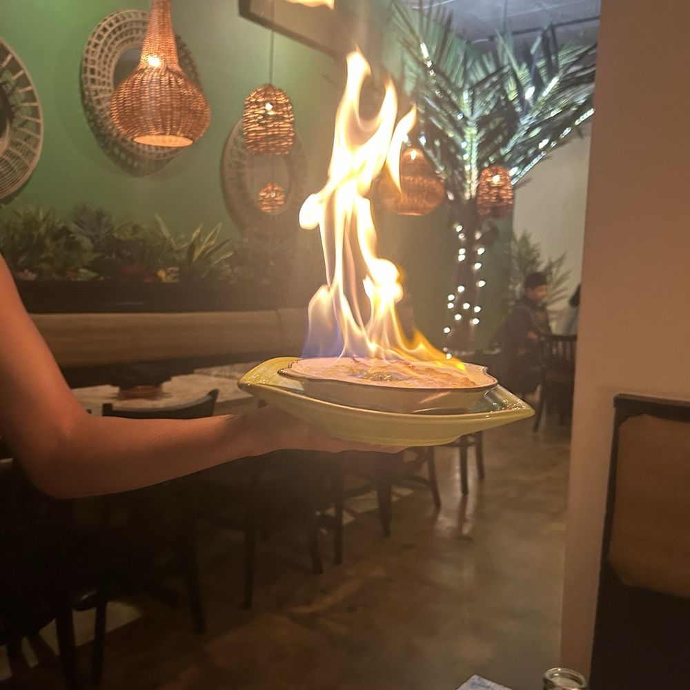 Diego's Cantina - Flaming queso - Cocktail Bars Near Me - St. Louis, Missouri
