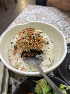 Rolly Kimbab by null