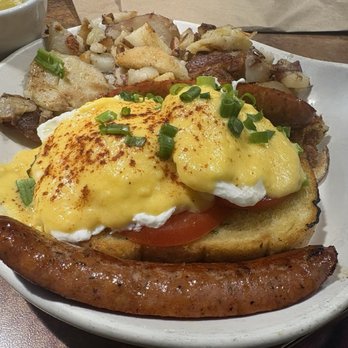 Huckleberry’s Breakfast and Lunch - Breakfast & Brunch Near Me - Elk Grove, California