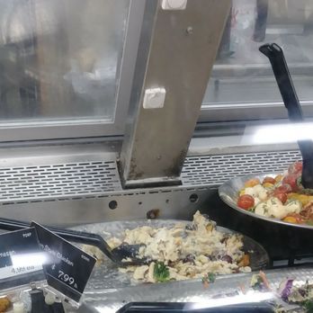 Raley's - Disgusting shit on every surface. K tks bi - Grocery Near Me - Sacramento, California