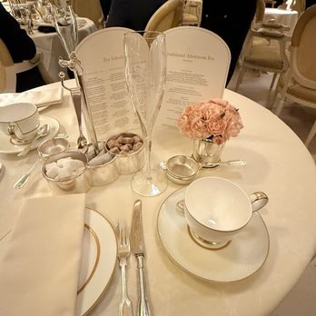The Ritz London - Hotels & Travel Near Me - London, XGL The Ritz London - Hotels & Travel Near Me - London, XGL