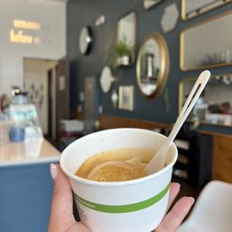 Dulce de leche affogato