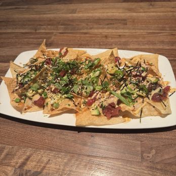 Yard House - Poke Nachos - a must try - Bars Near Me - Houston, Texas