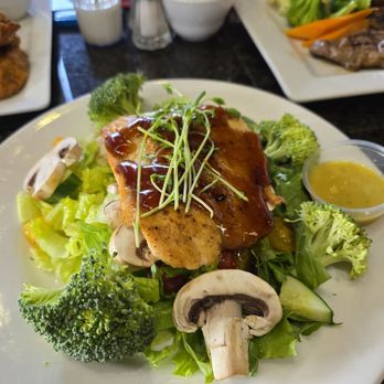 Symposium Cafe Restaurant Ajax - Breakfast & Brunch Near Me - Ajax, Ontario