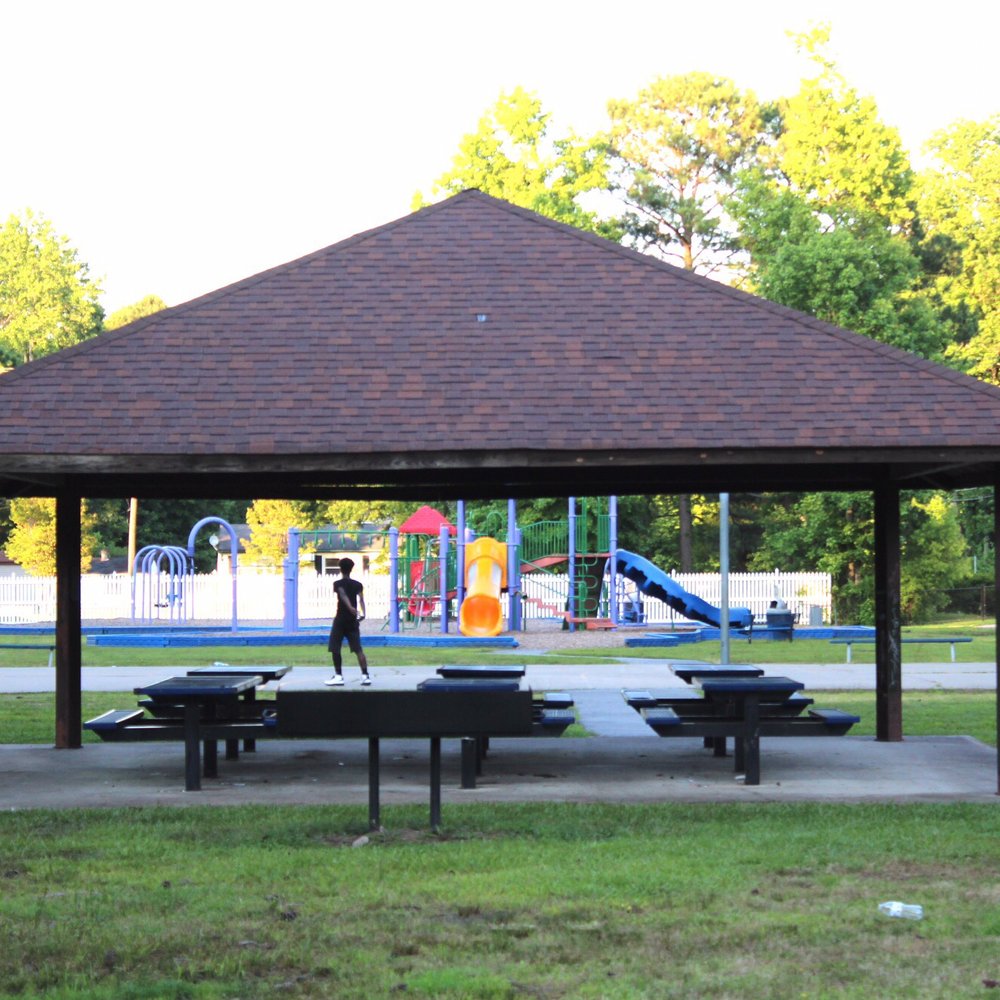 Pughsville Park - Picnic Shelter and Basketball Court up ahead - Parks Near Me - Suffolk, Virginia Pughsville Park - Picnic Shelter and Basketball Court up ahead - Parks Near Me - Suffolk, Virginia