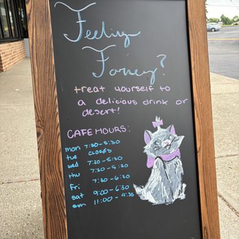 Kitty Brew Cat Cafe - Pet Adoption Near Me - Mason, Ohio