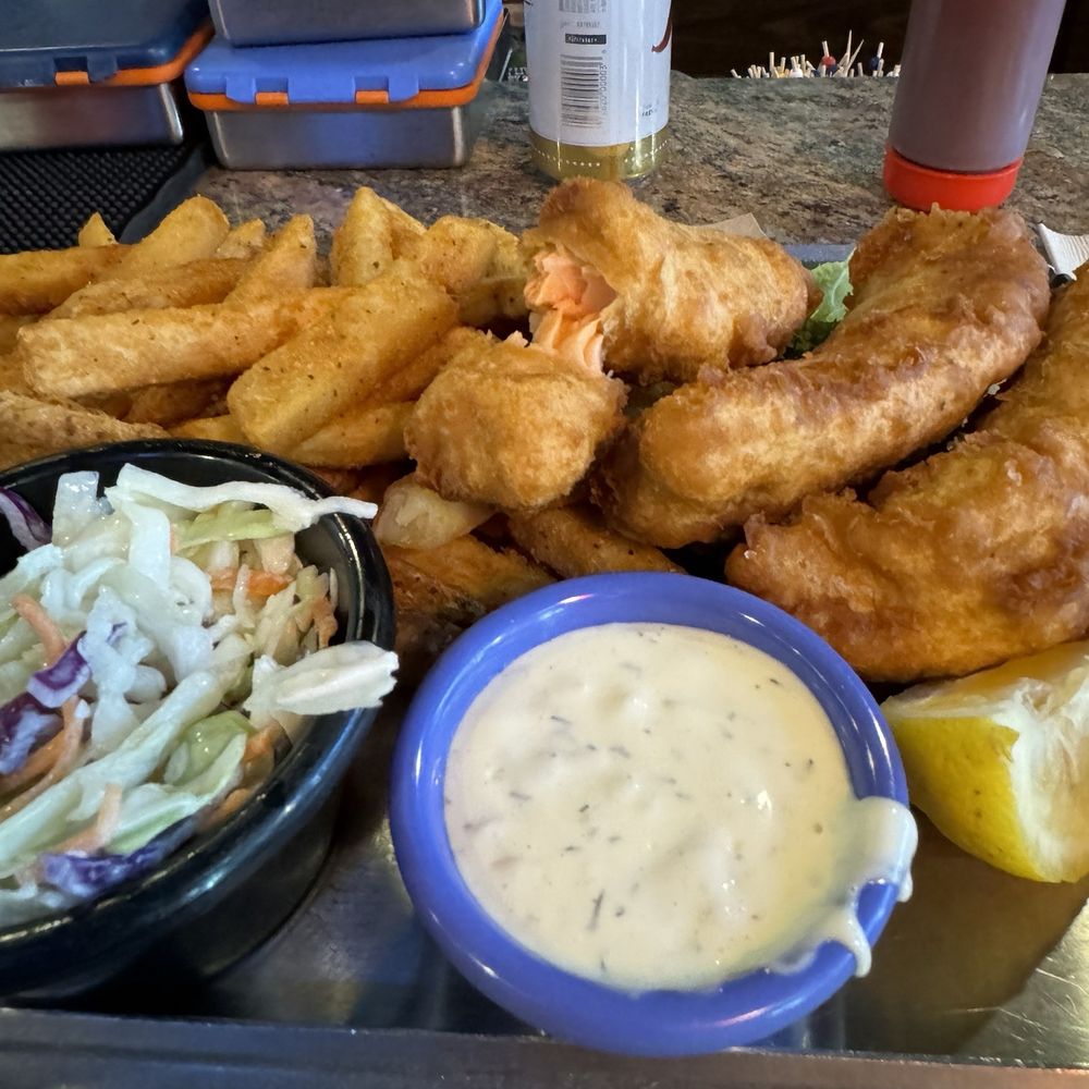 Ranee's On Main - King Salmon Fish & Chips - Bars Near Me - Oregon City, Oregon Ranee's On Main - King Salmon Fish & Chips - Bars Near Me - Oregon City, Oregon