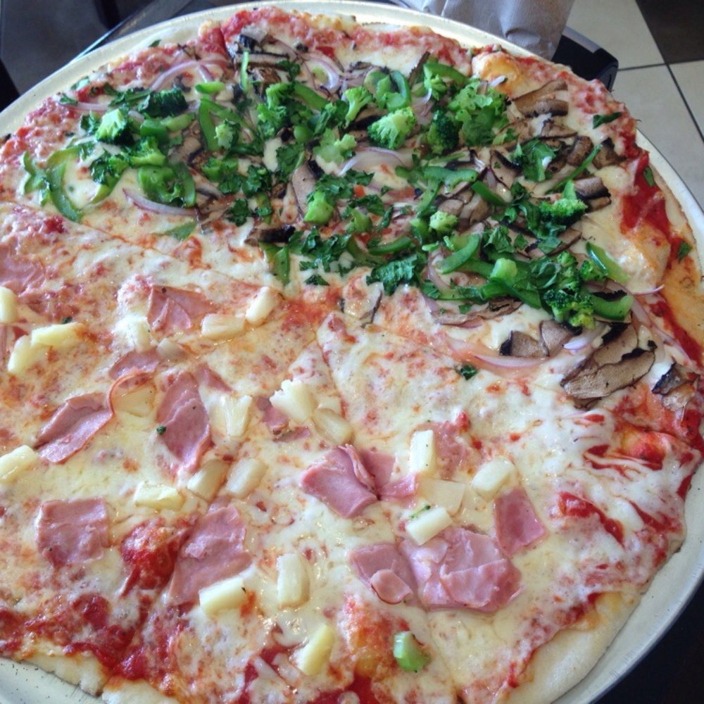 Tru Pizza - Half Hawaiian, half veggie lovers... Gluten free - Gluten-Free Near Me - Troy, Michigan Tru Pizza - Half Hawaiian, half veggie lovers... Gluten free - Gluten-Free Near Me - Troy, Michigan
