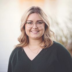 Mint Books - Business Owner, Bailey Wiebe
