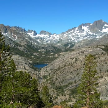 Ansel Adams Wilderness - Shadow Lake from PCT - Hiking Near Me - Lee Vining, California Ansel Adams Wilderness - Shadow Lake from PCT - Hiking Near Me - Lee Vining, California