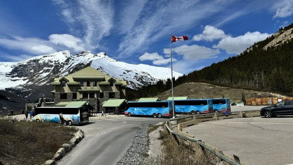 Jasper National Park Icefield Information Centre and Glacier Gallery by null