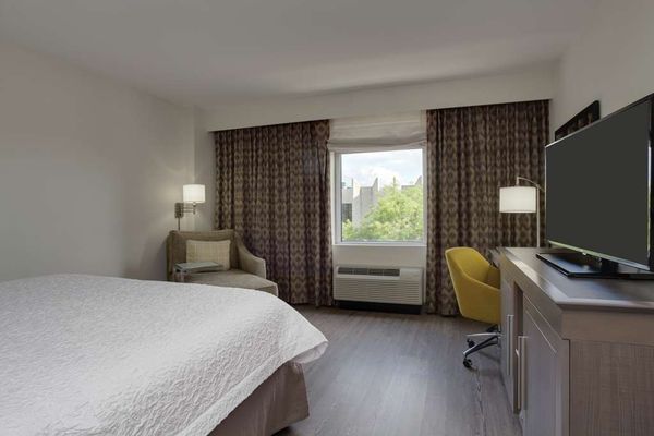 Hampton Inn & Suites Miami Wynwood Design District by null