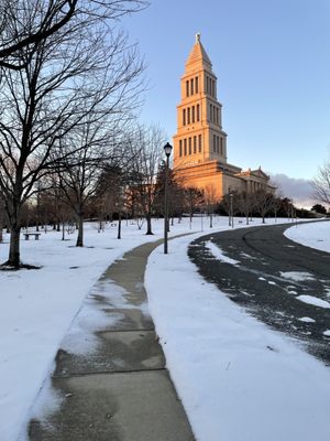 The George Washington Masonic National Memorial by null