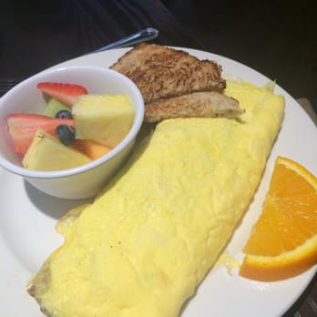 Famous Toastery Indian Land - Omelet - American Near Me - Indian Land, South Carolina
