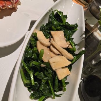Jumbo Lobster Restaurant - Veggie - Seafood Near Me - Richmond Hill, Ontario