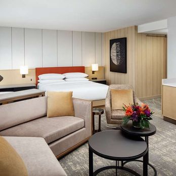 Hilton Columbus Downtown - Guest room - Hotels Near Me - Columbus, Ohio Hilton Columbus Downtown - Guest room - Hotels Near Me - Columbus, Ohio
