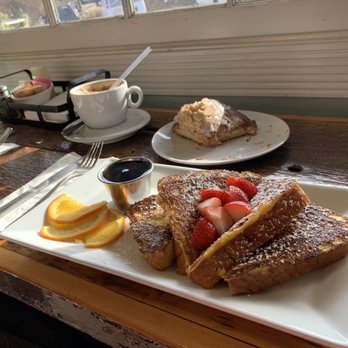 Harvest Moon Caterers - Cafes Near Me - Chestnut Ridge, New York