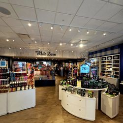 So much to look at and the store smells so good.