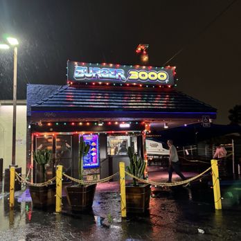 Burger 3000 - Burgers Near Me - Chatsworth, California