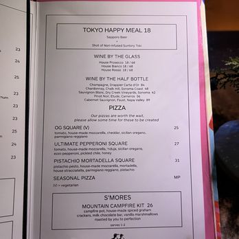 Ski Lodge - Cocktail Bars Near Me - Las Vegas, Nevada