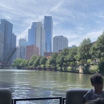 Chicago Boat Rentals - Boating Near Me - Chicago, Illinois