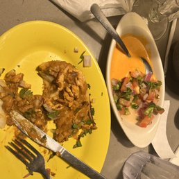 Grilled chicken sopes made with cilantro and onion (which I had to request)
