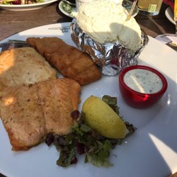 Restaurant Kruse - Bratfisch-Teller mit Ofenkartoffel (1€ mehr): 16,90€
