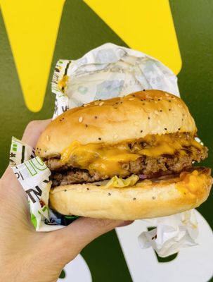 Jerrell's BETR BRGR by null