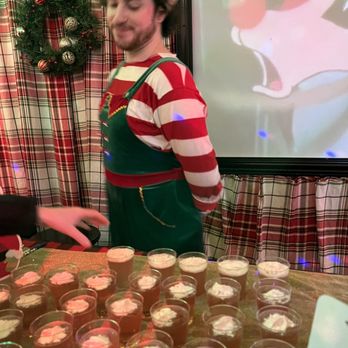 Mixtape - Elves - Lounges Near Me - Pittsburgh, Pennsylvania