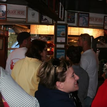 Flo's Clam Shack - Seafood Near Me - Middletown, Rhode Island