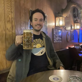 Carola's Hansa Clipper - They sell liters! - Bars Near Me - Chicago, Illinois