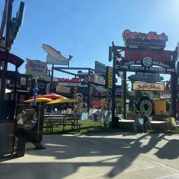 Sign Bar - Bars Near Me - Austin, Texas