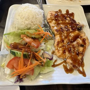 Ginza Sushi Japanese Restaurant - Salmon Teriyaki $18.95 - Japanese Near Me - Fullerton, California