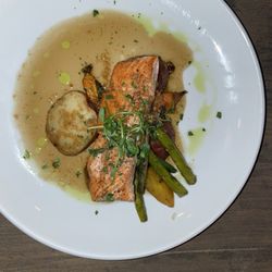 Pacific Prime Restaurant & Lounge - My killer salmon