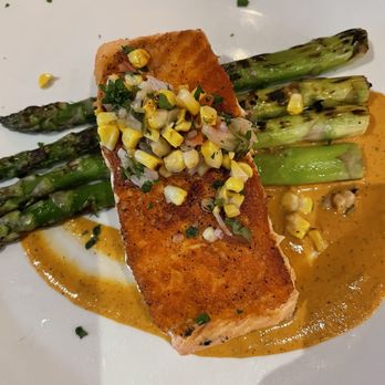Copperwood Tavern - Salmon - New American Near Me - Arlington, Virginia