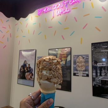 Simons Says Dip This - Dulce De Leche Cheesecake - Ice Cream & Frozen Yogurt Near Me - Durham, North Carolina Simons Says Dip This - Dulce De Leche Cheesecake - Ice Cream & Frozen Yogurt Near Me - Durham, North Carolina
