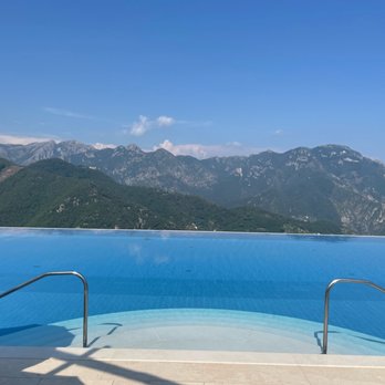Belmond Hotel Caruso - Infinity edge pool - Hotels Near Me - Ravello, SA