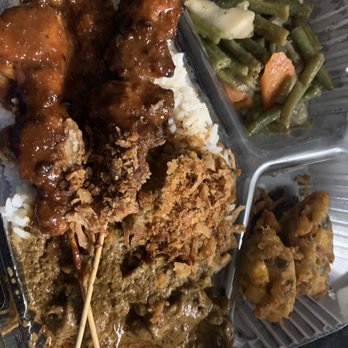Sate Truck - Sumatra Platter - yum! - Indonesian Near Me Sate Truck - Sumatra Platter - yum! - Indonesian Near Me