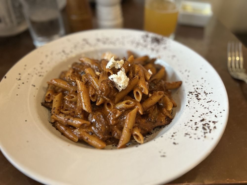 Osteria Avanti Logo