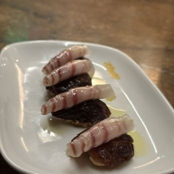 Como Taperia - Iberico Lardo, Dates, Walnuts ($10) - Tapas Bars Near Me - Vancouver, British Columbia Como Taperia - Iberico Lardo, Dates, Walnuts ($10) - Tapas Bars Near Me - Vancouver, British Columbia