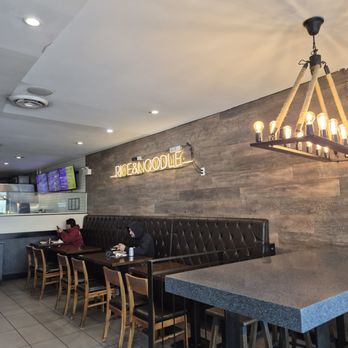 Rice and Noodle - Thai Near Me - Vancouver, British Columbia Rice and Noodle - Thai Near Me - Vancouver, British Columbia