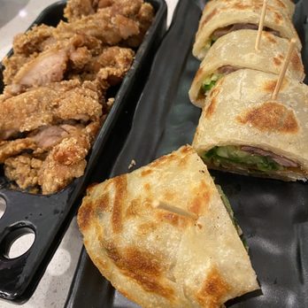 Uno Beef Noodle - Fried chicken and beef pancake - Noodles Near Me - Richmond, British Columbia